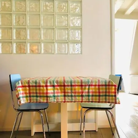 Charming In Le Marais Appartamento Parigi