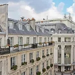 Charming Apartment In Le Marais